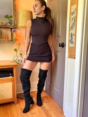 Chic classy Liz Claiborne suede black thigh high going out city boots size 6